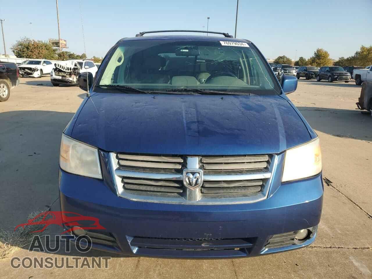 DODGE CARAVAN 2010 - 2D4RN5D16AR229785