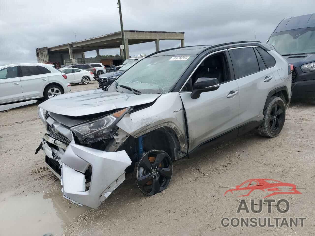 TOYOTA RAV4 2019 - JTMEWRFV8KJ005729