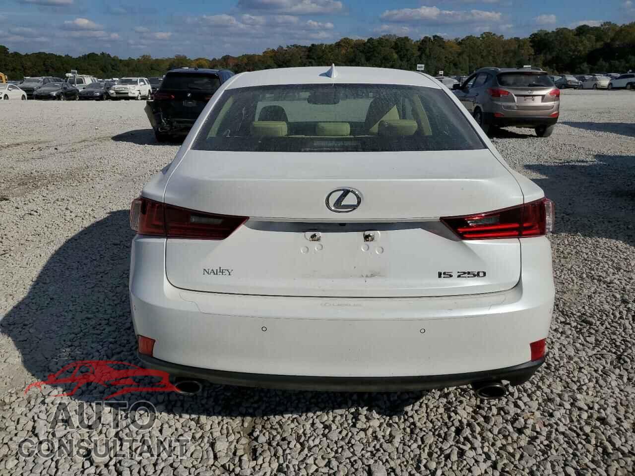 LEXUS IS 2014 - JTHBF1D2XE5032567