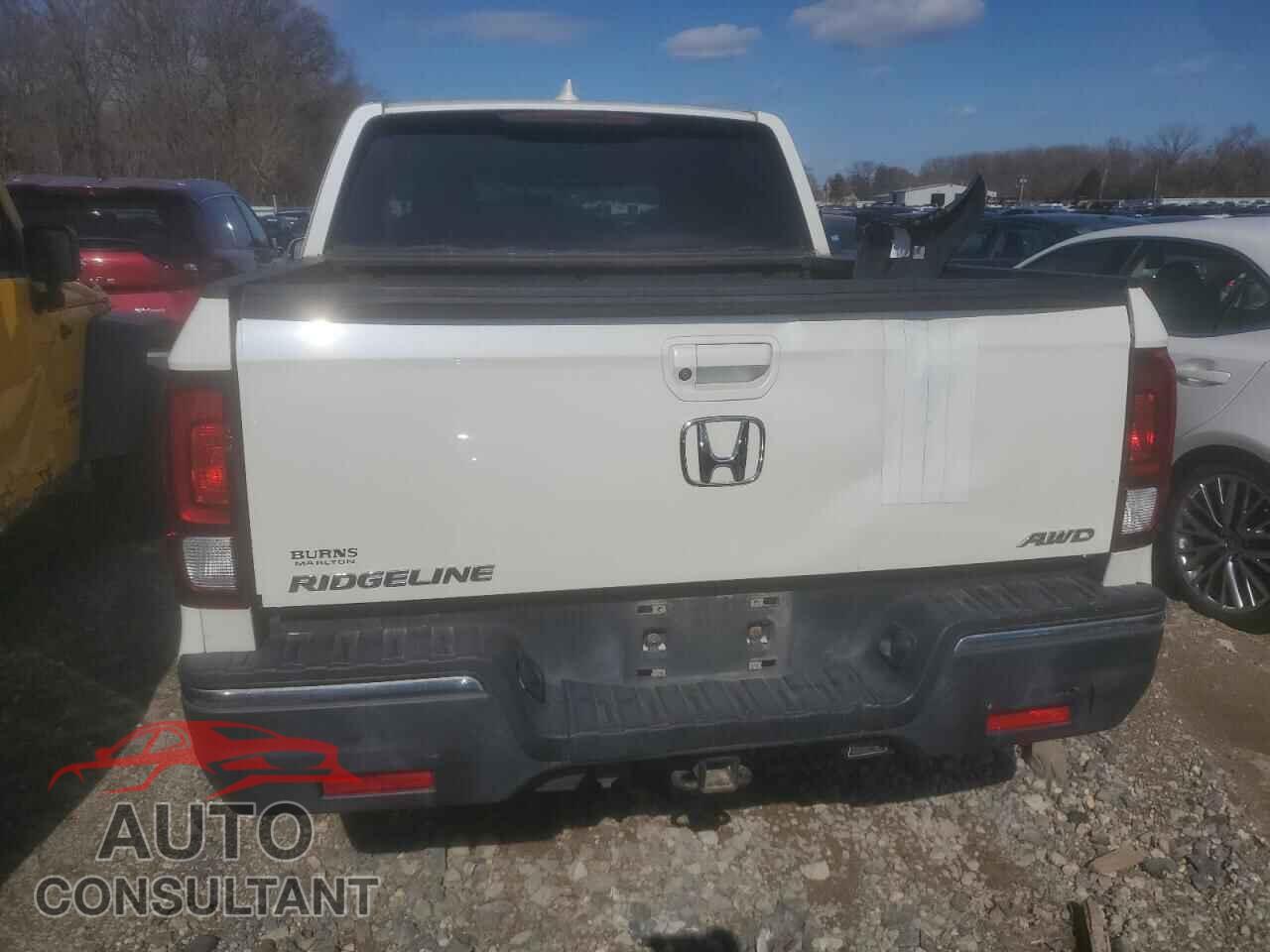 HONDA RIDGELINE 2017 - 5FPYK3F61HB015511