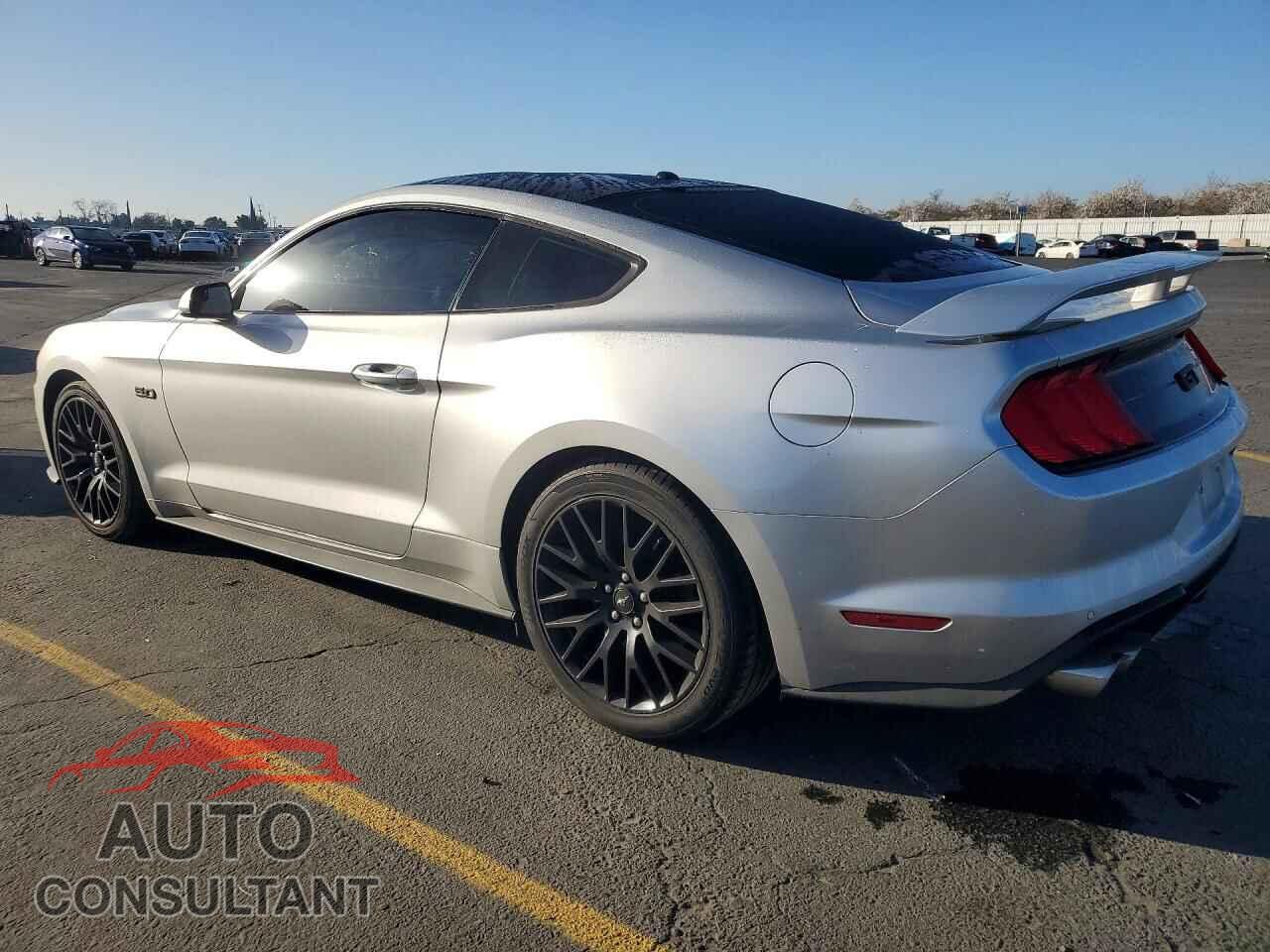FORD MUSTANG 2019 - 1FA6P8CF5K5125608