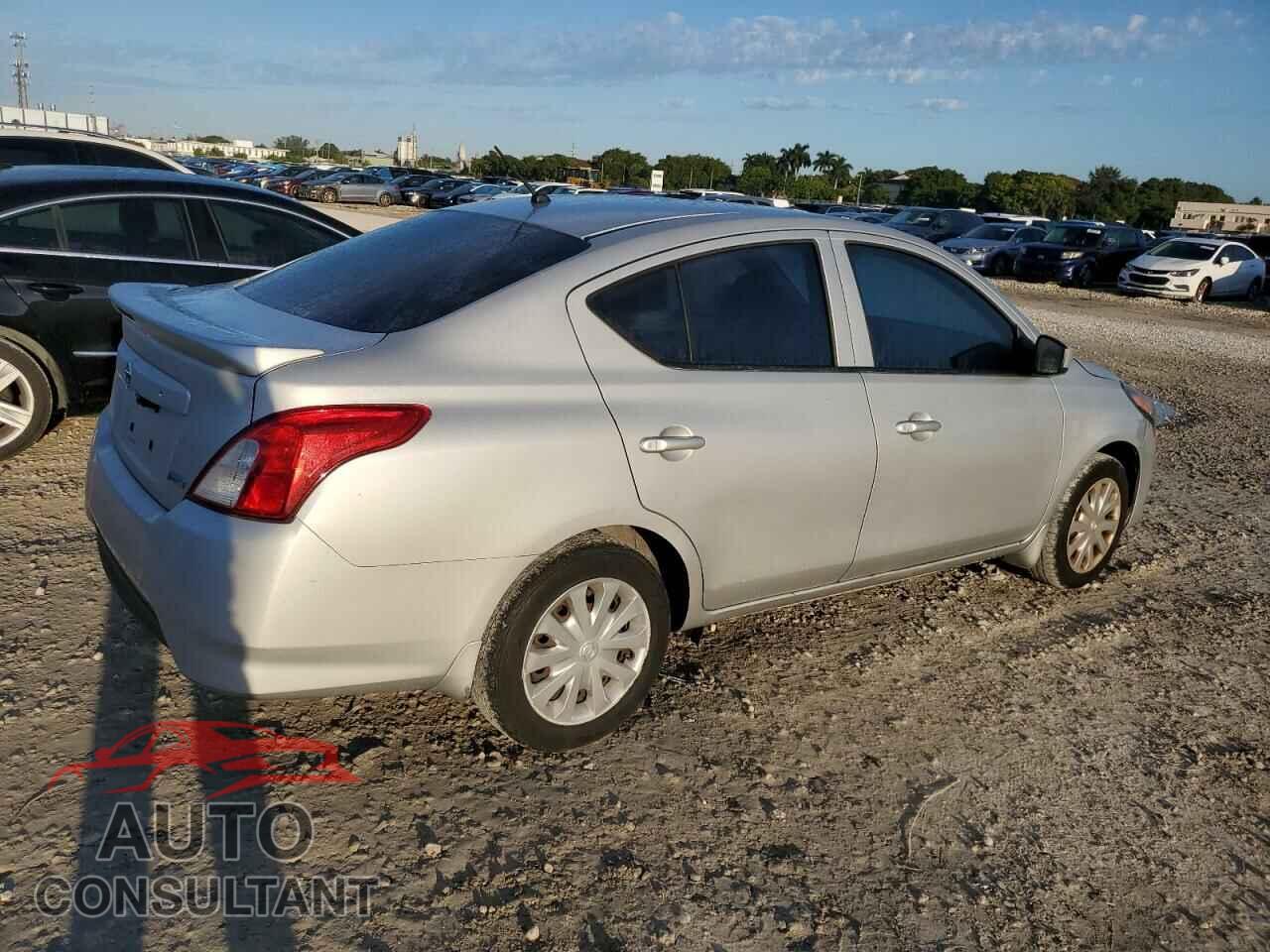 NISSAN VERSA 2016 - 3N1CN7AP1GL842249