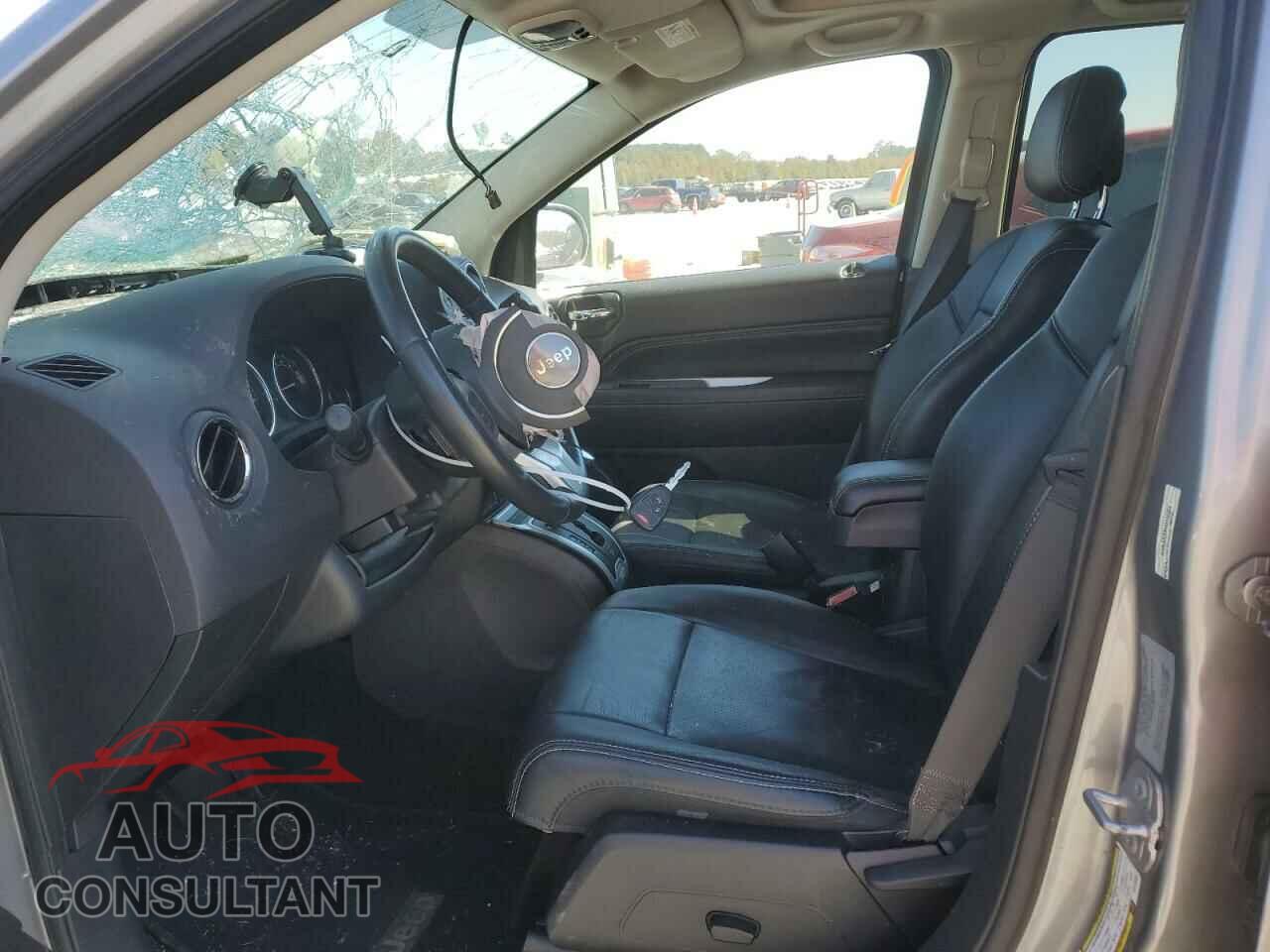 JEEP COMPASS 2017 - 1C4NJDEBXHD129324