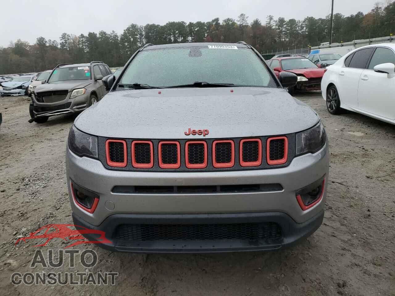JEEP COMPASS 2018 - 3C4NJCBB8JT327561
