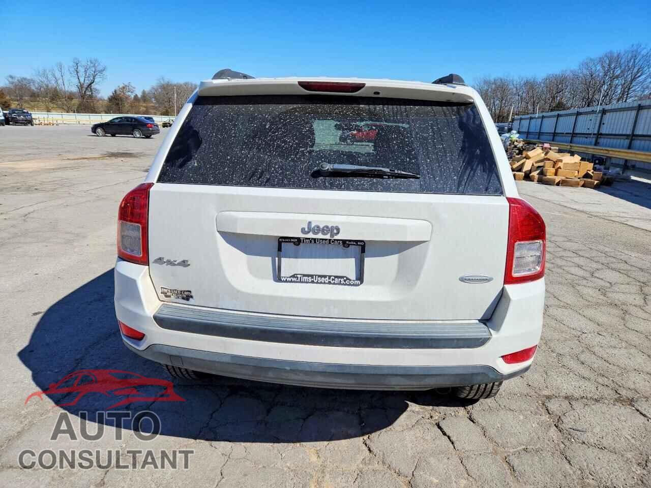 JEEP COMPASS 2011 - 1J4NF1FB0BD176152