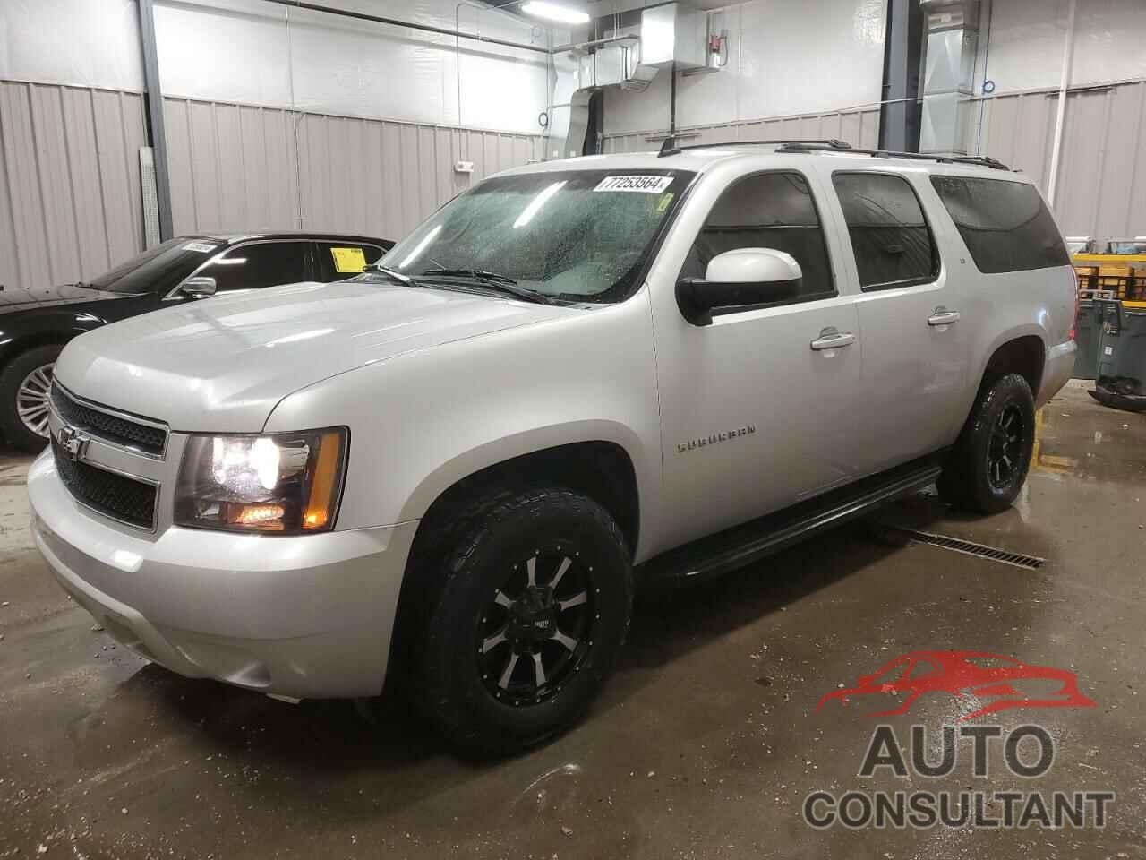 CHEVROLET SUBURBAN 2010 - 1GNUKJE37AR226593