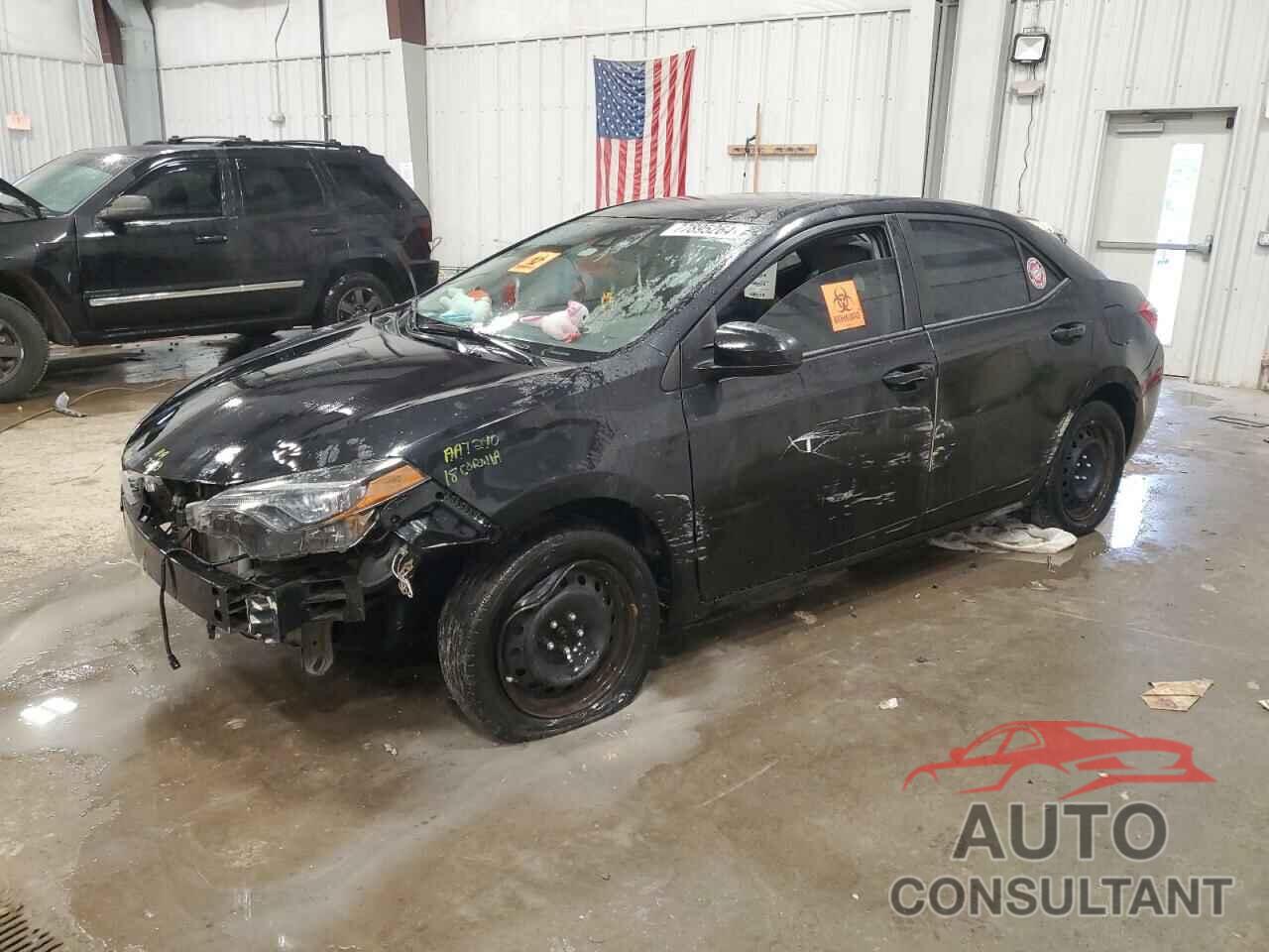 TOYOTA COROLLA 2018 - 5YFBURHE9JP738193