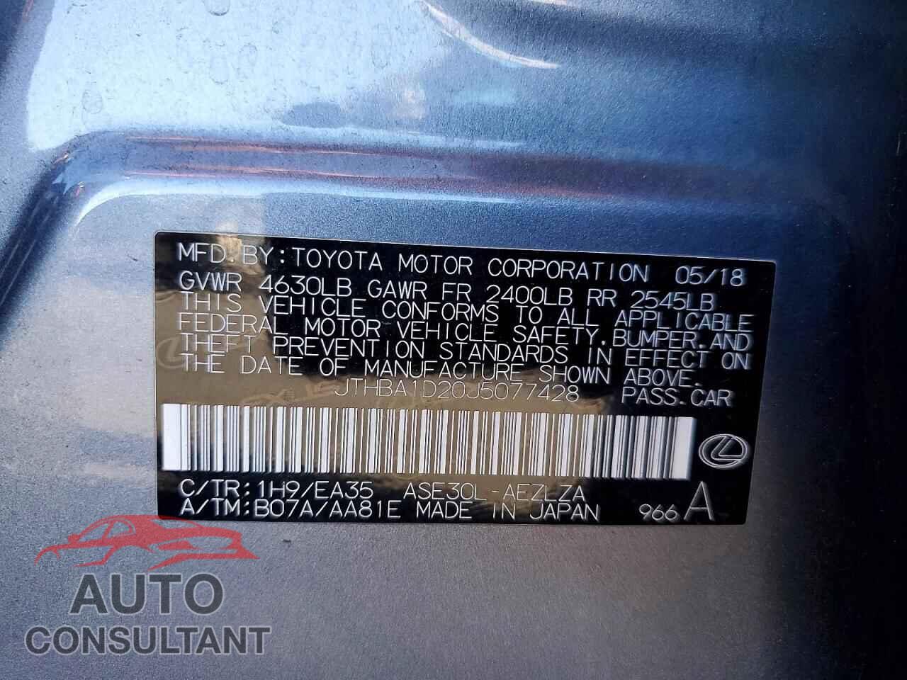 LEXUS IS 2018 - JTHBA1D20J5077428