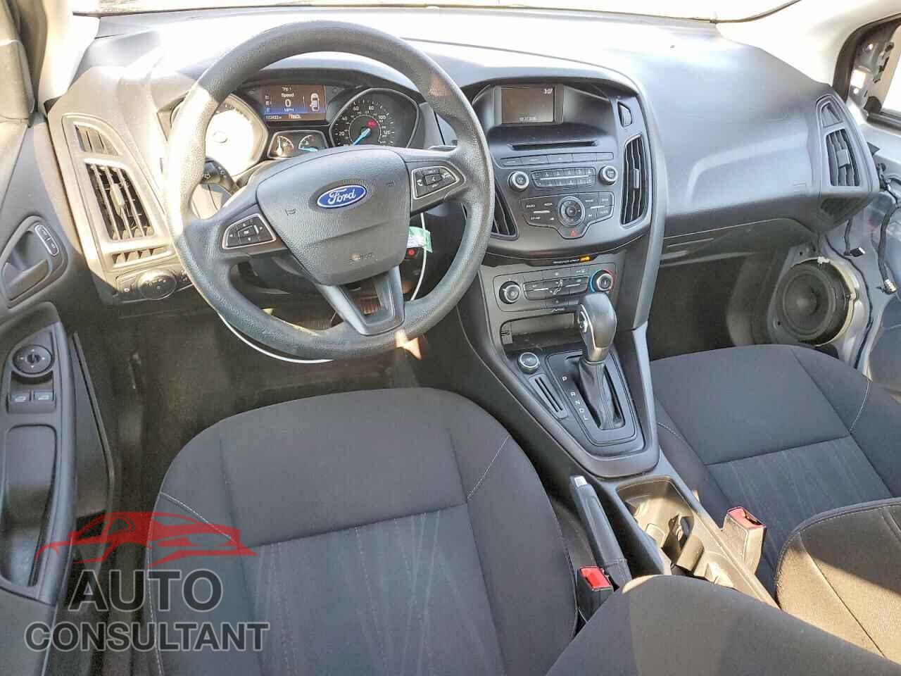 FORD FOCUS 2016 - 1FADP3E29GL335703