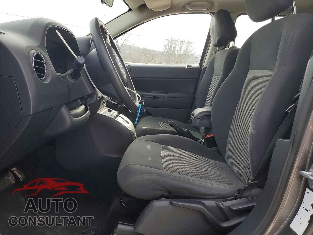 JEEP COMPASS 2011 - 1J4NF1FB3BD201593