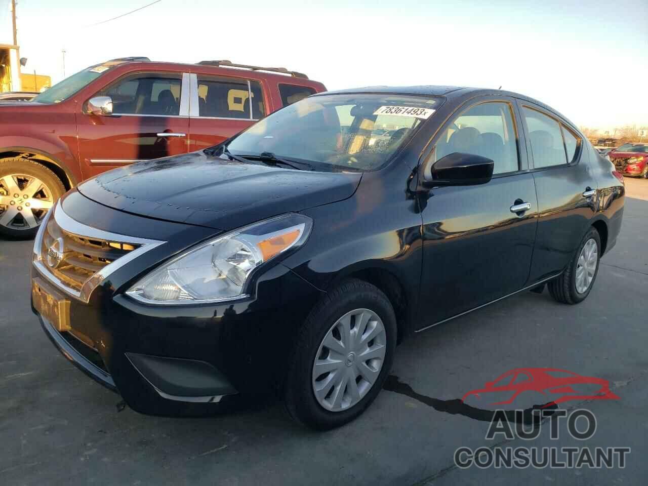 NISSAN VERSA 2018 - 3N1CN7AP3JL824438