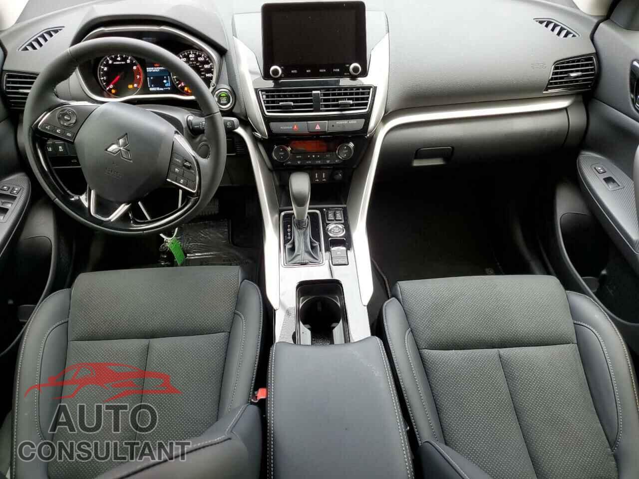 MITSUBISHI ECLIPSE 2024 - JA4ATWAA4RZ037853
