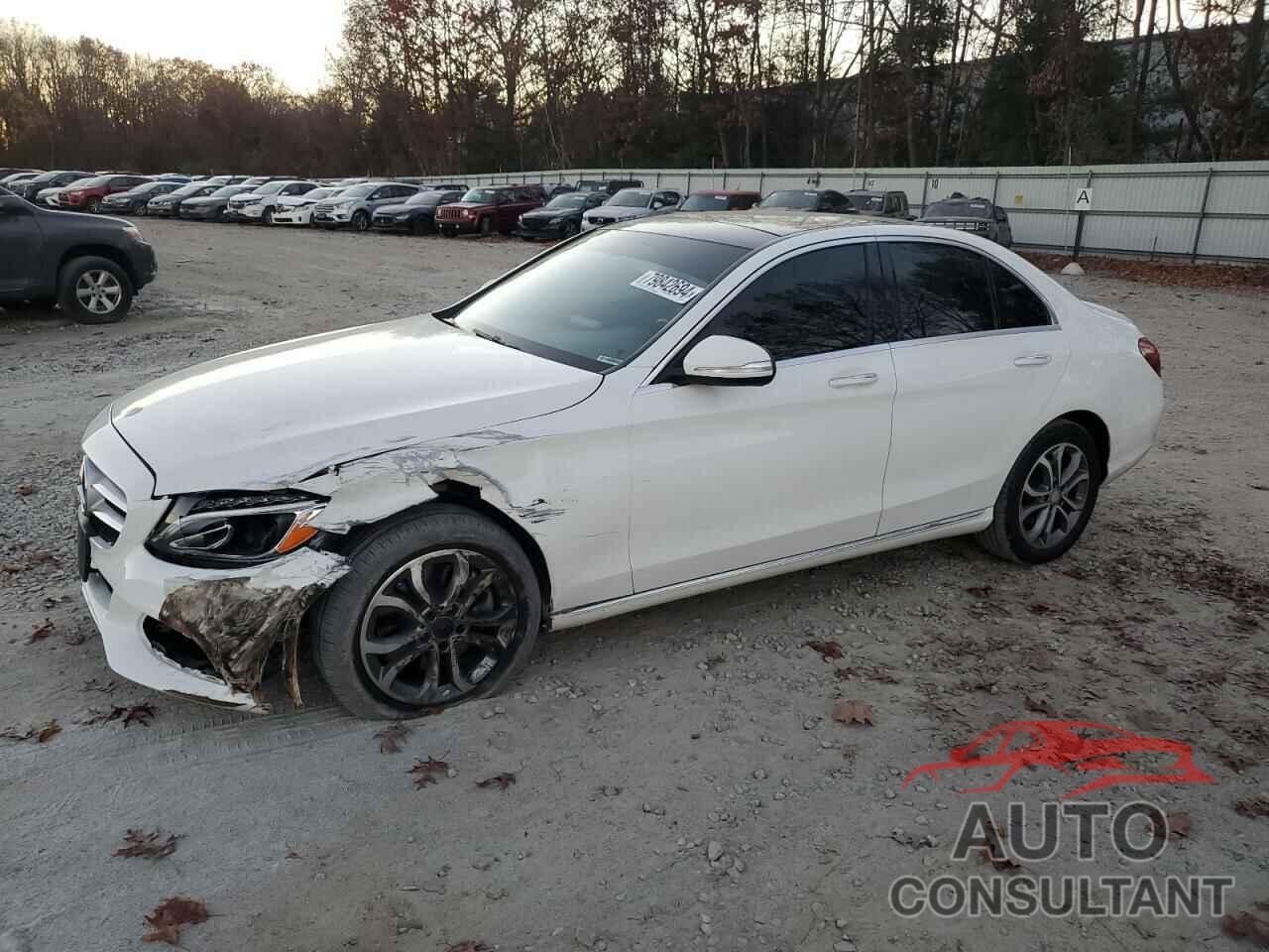 MERCEDES-BENZ C-CLASS 2015 - 55SWF4KBXFU009585