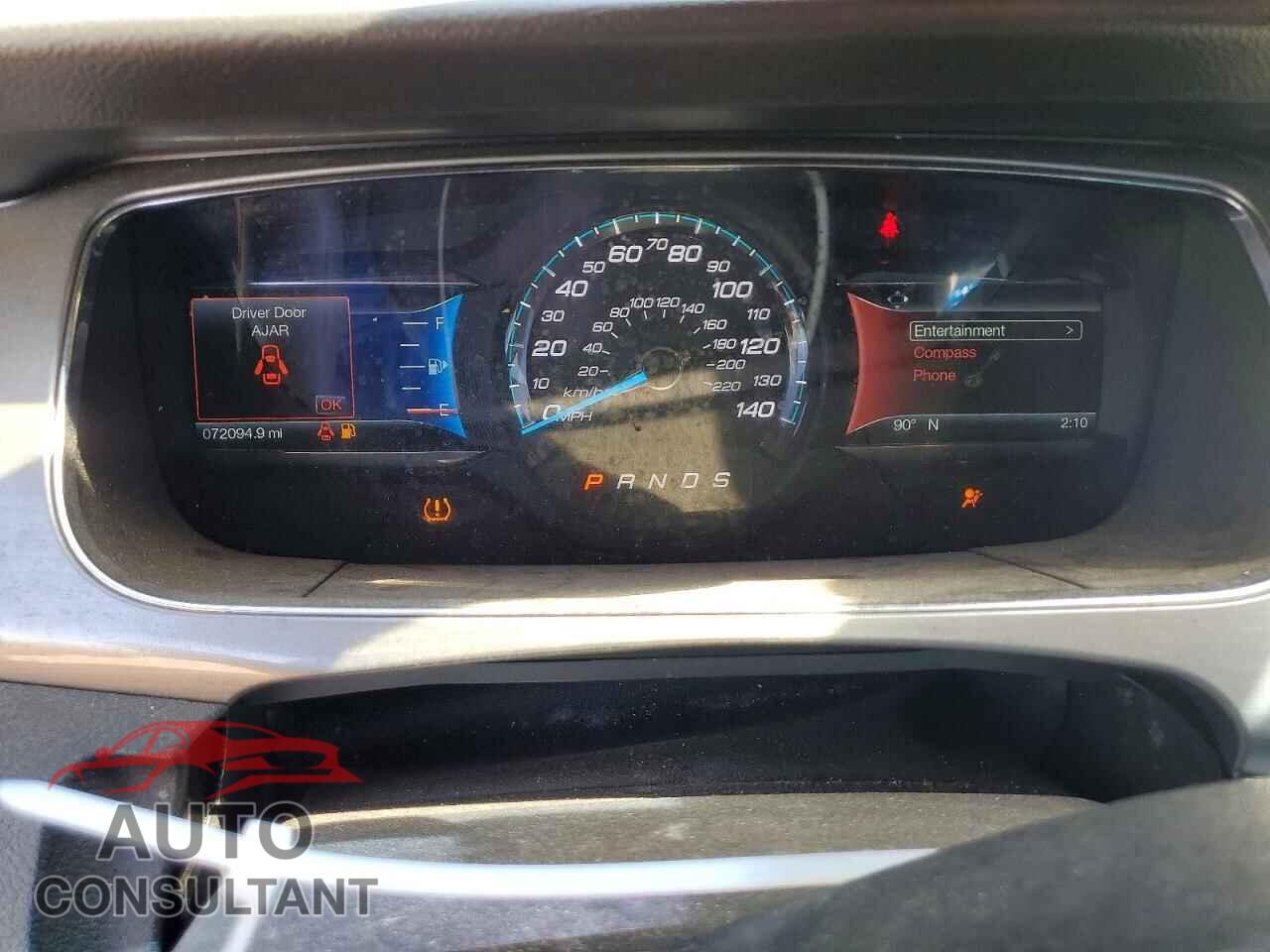 FORD TAURUS 2018 - 1FAHP2E85JG134252