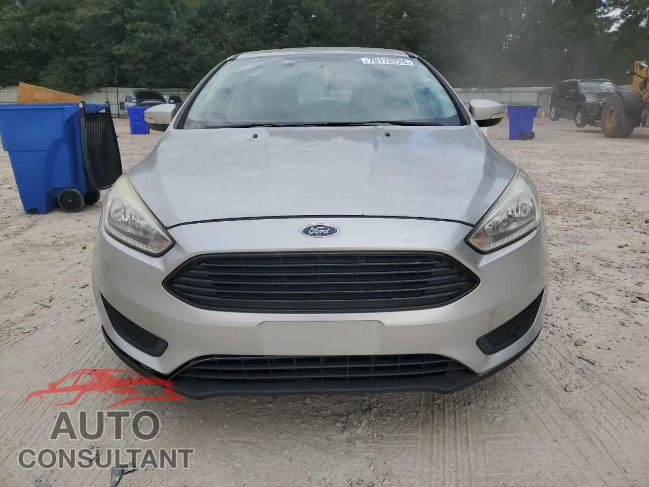 FORD FOCUS 2017 - 1FADP3FE3HL292325