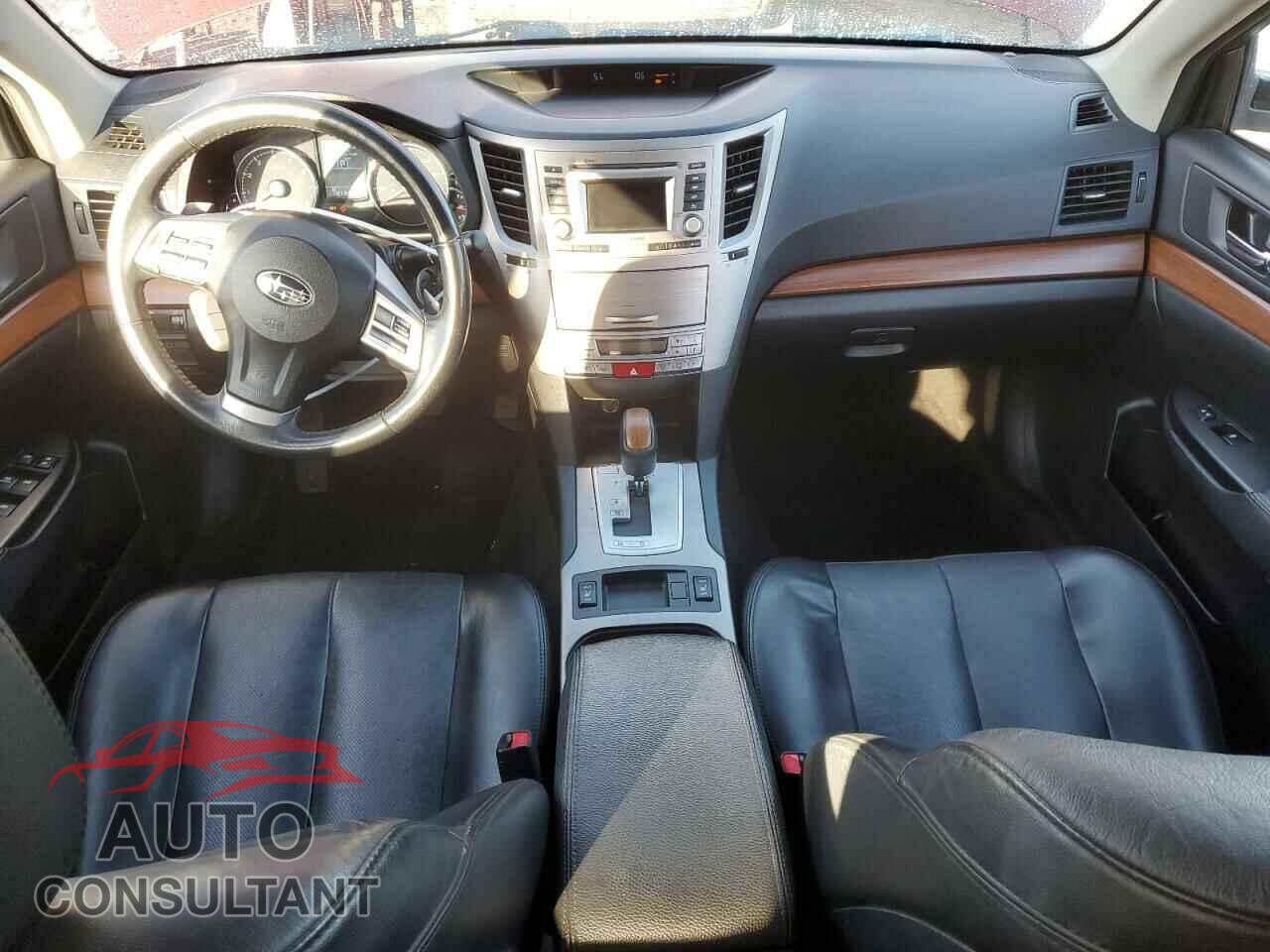 SUBARU OUTBACK 2014 - 4S4BRBLC9E3245218