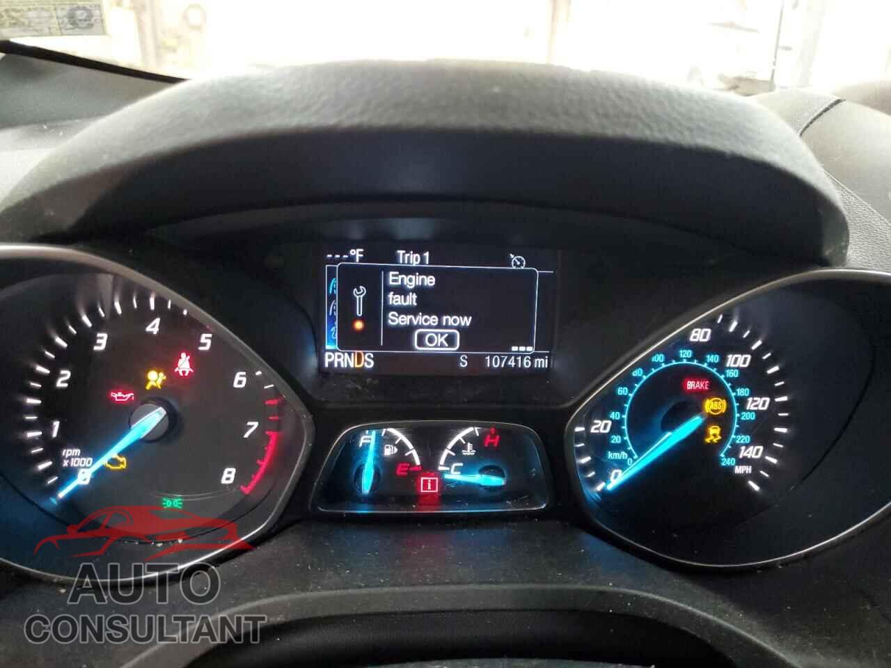 FORD ESCAPE 2015 - 1FMCU9G97FUC06407