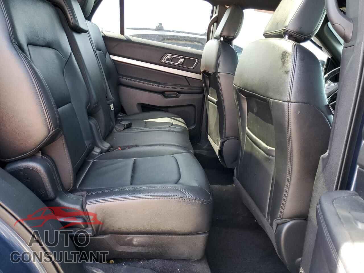 FORD EXPLORER 2018 - 1FM5K7D88JGB87145