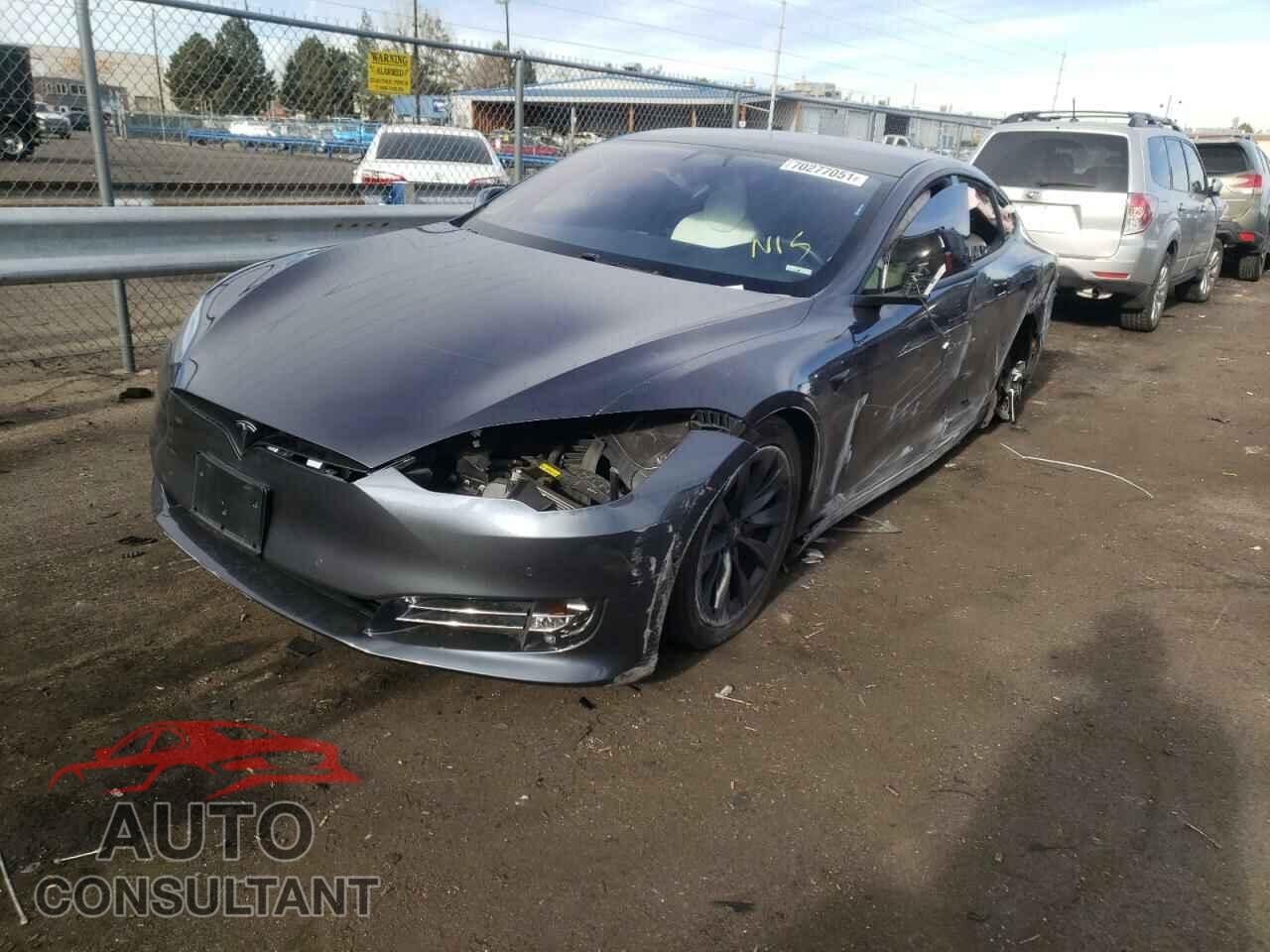 TESLA MODEL S 2019 - 5YJSA1E21KF306103