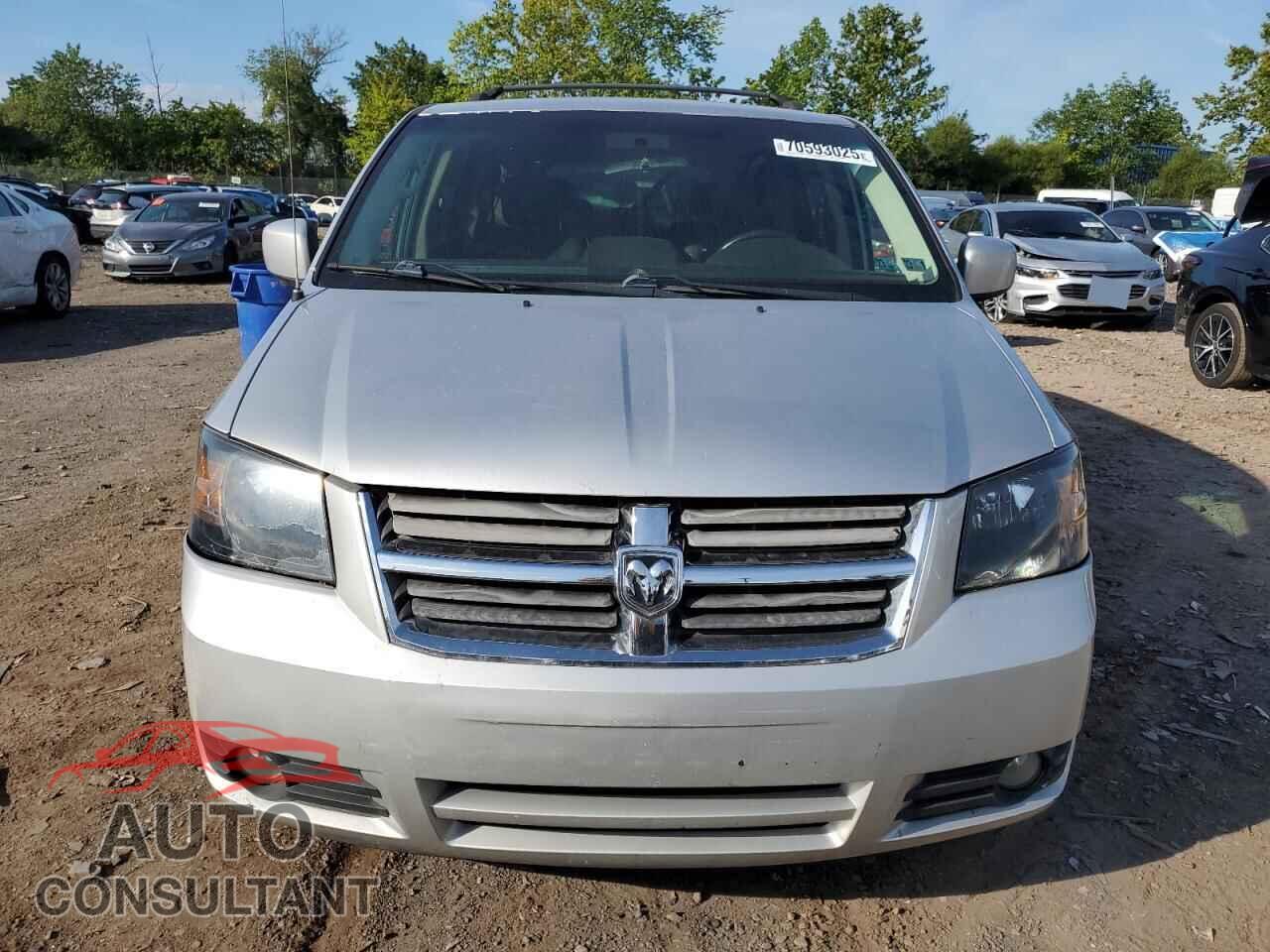 DODGE CARAVAN 2010 - 2D4RN5D15AR100307