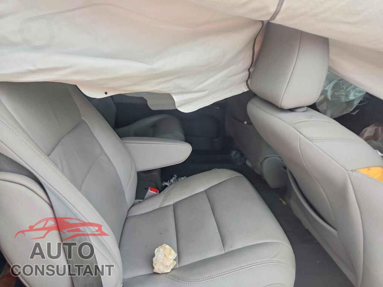 TOYOTA SIENNA 2016 - 5TDYK3DC4GS720413