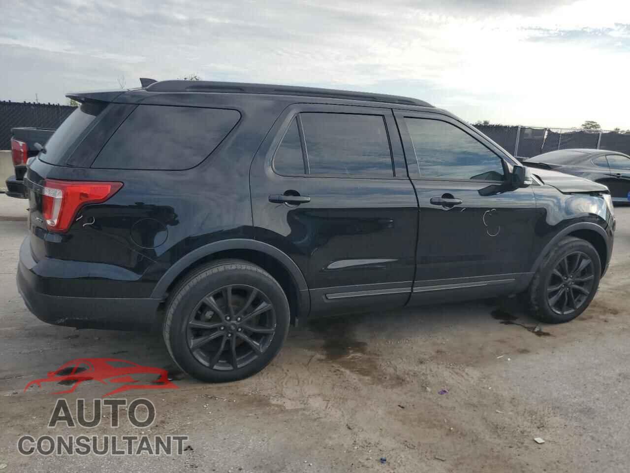 FORD EXPLORER 2017 - 1FM5K8D84HGC59183