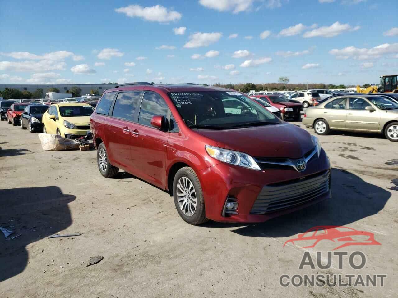 TOYOTA SIENNA 2019 - 5TDYZ3DC8KS980883