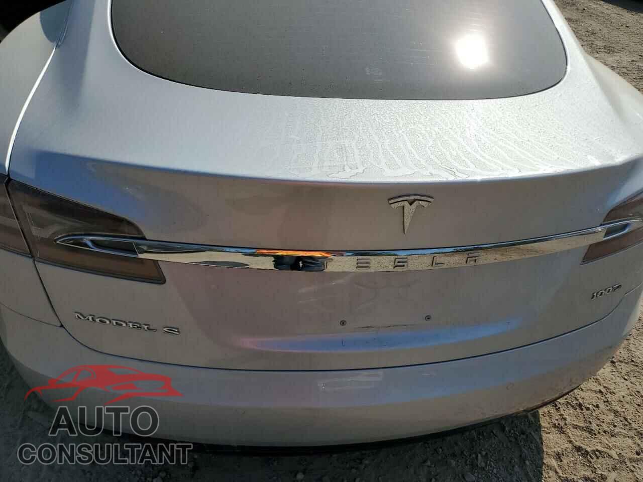 TESLA MODEL S 2017 - 5YJSA1E27HF185120