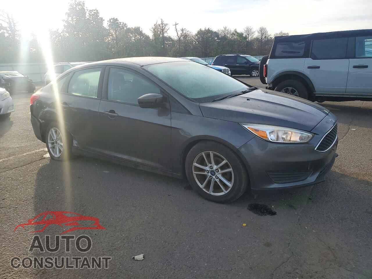 FORD FOCUS 2017 - 1FADP3F24HL326567