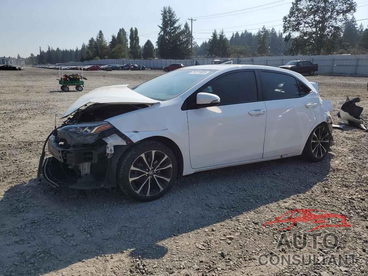 TOYOTA COROLLA 2018 - 5YFBURHE6JP838963