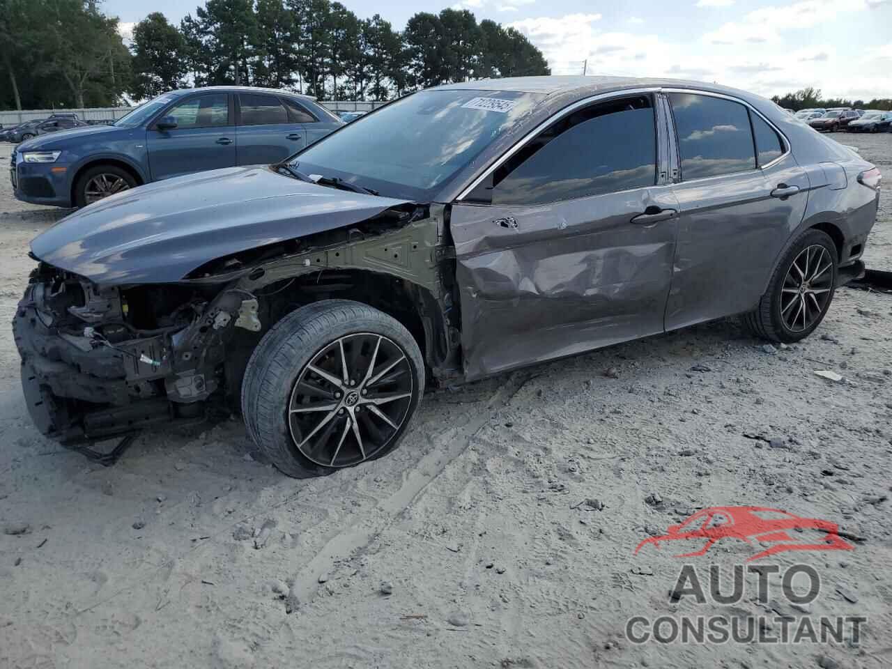 TOYOTA CAMRY 2021 - 4T1G11AK5MU517693