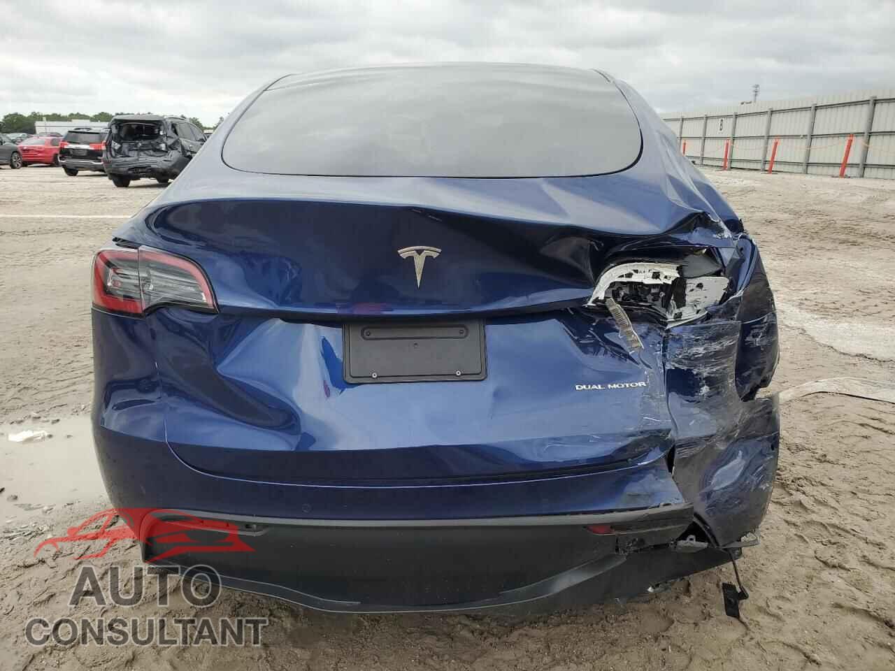 TESLA MODEL Y 2022 - 7SAYGDEE1NF437589