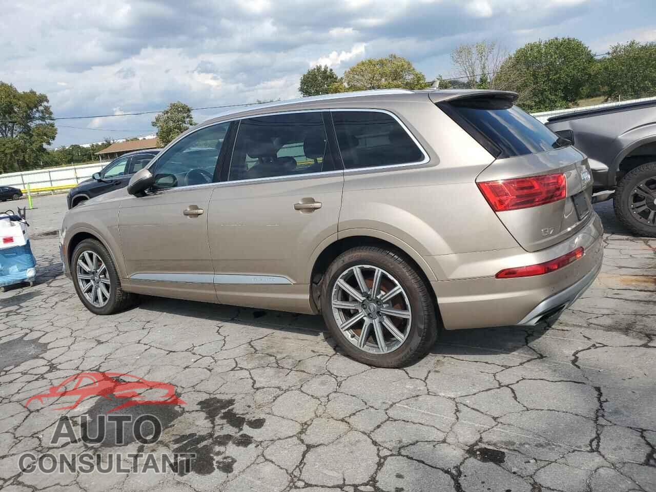 AUDI Q7 2018 - WA1LAAF77JD019587