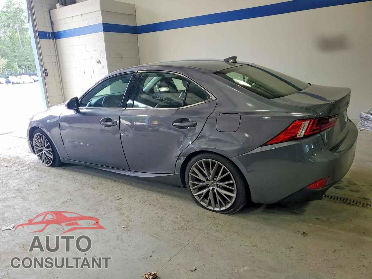 LEXUS IS 2015 - JTHCF1D25F5016427