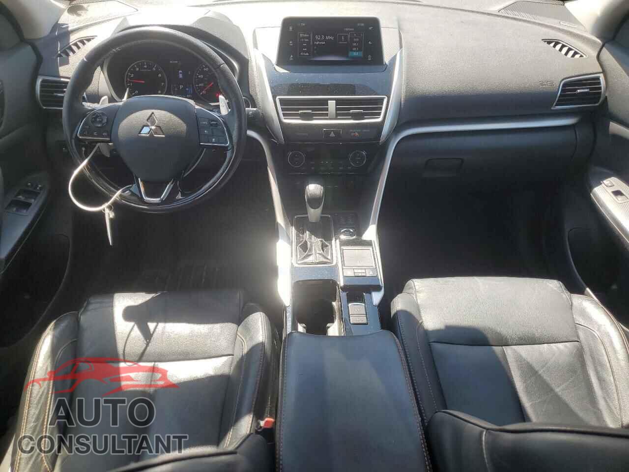 MITSUBISHI ECLIPSE 2018 - JA4AT5AA2JZ042290