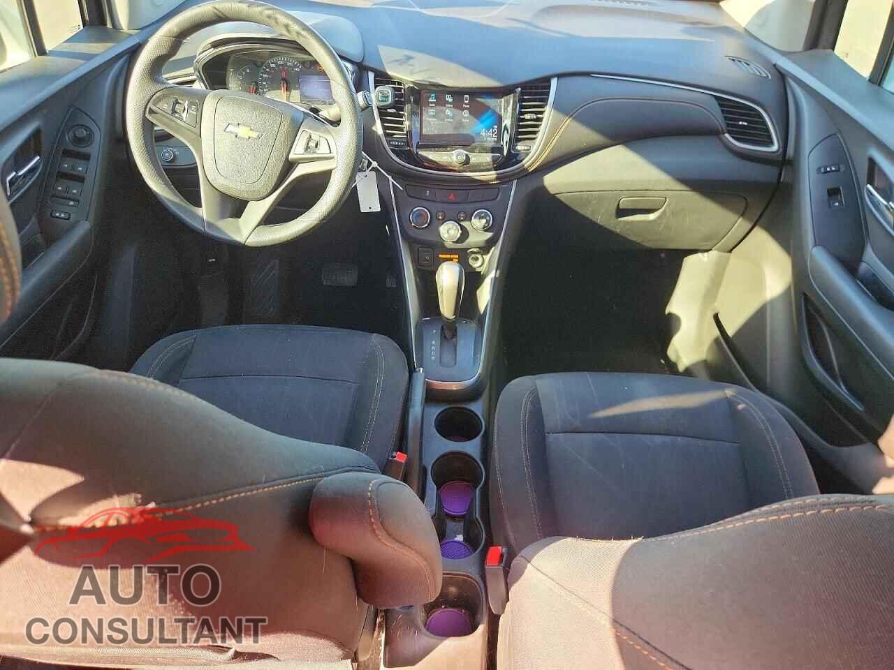 CHEVROLET TRAX 2017 - 3GNCJLSB3HL188335