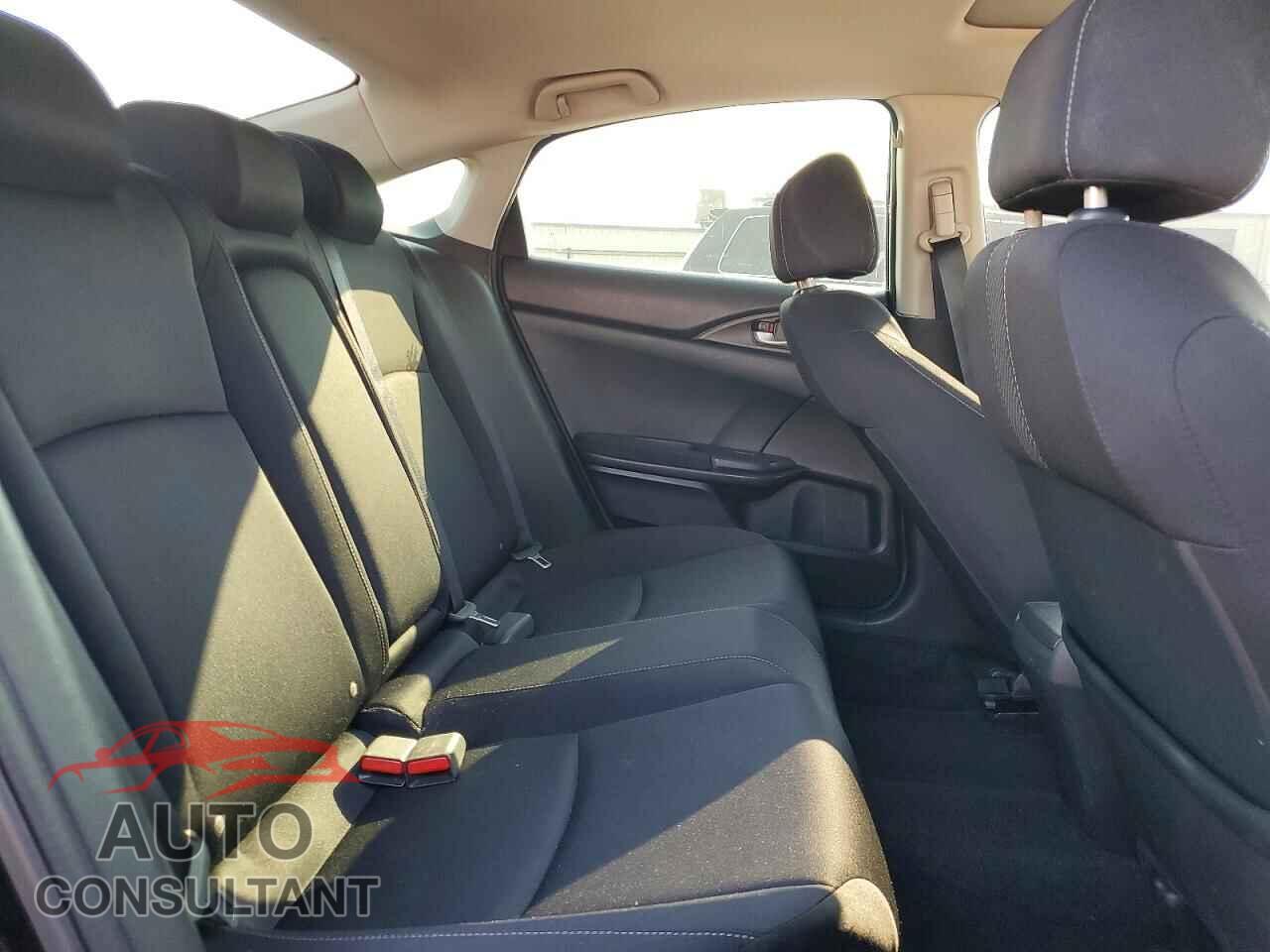 HONDA CIVIC 2017 - 19XFC2F79HE011468