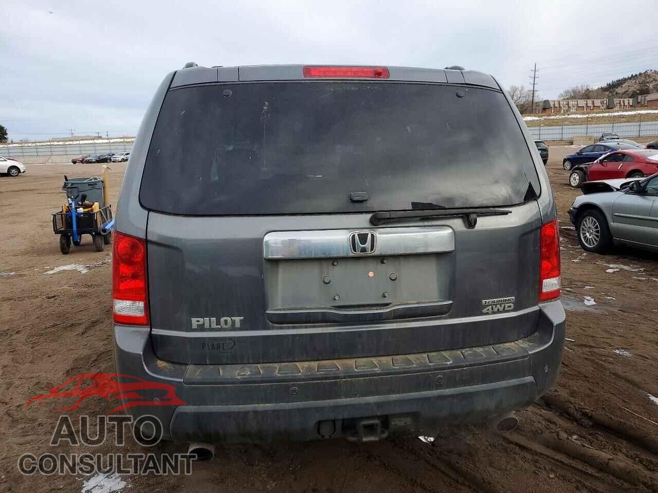 HONDA PILOT 2011 - 5FNYF4H95BB015397