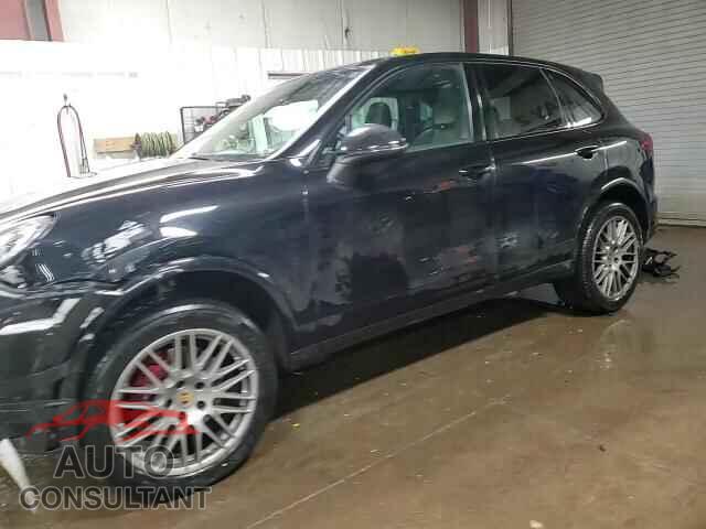 PORSCHE CAYENNE 2018 - WP1AA2A24JKA00780