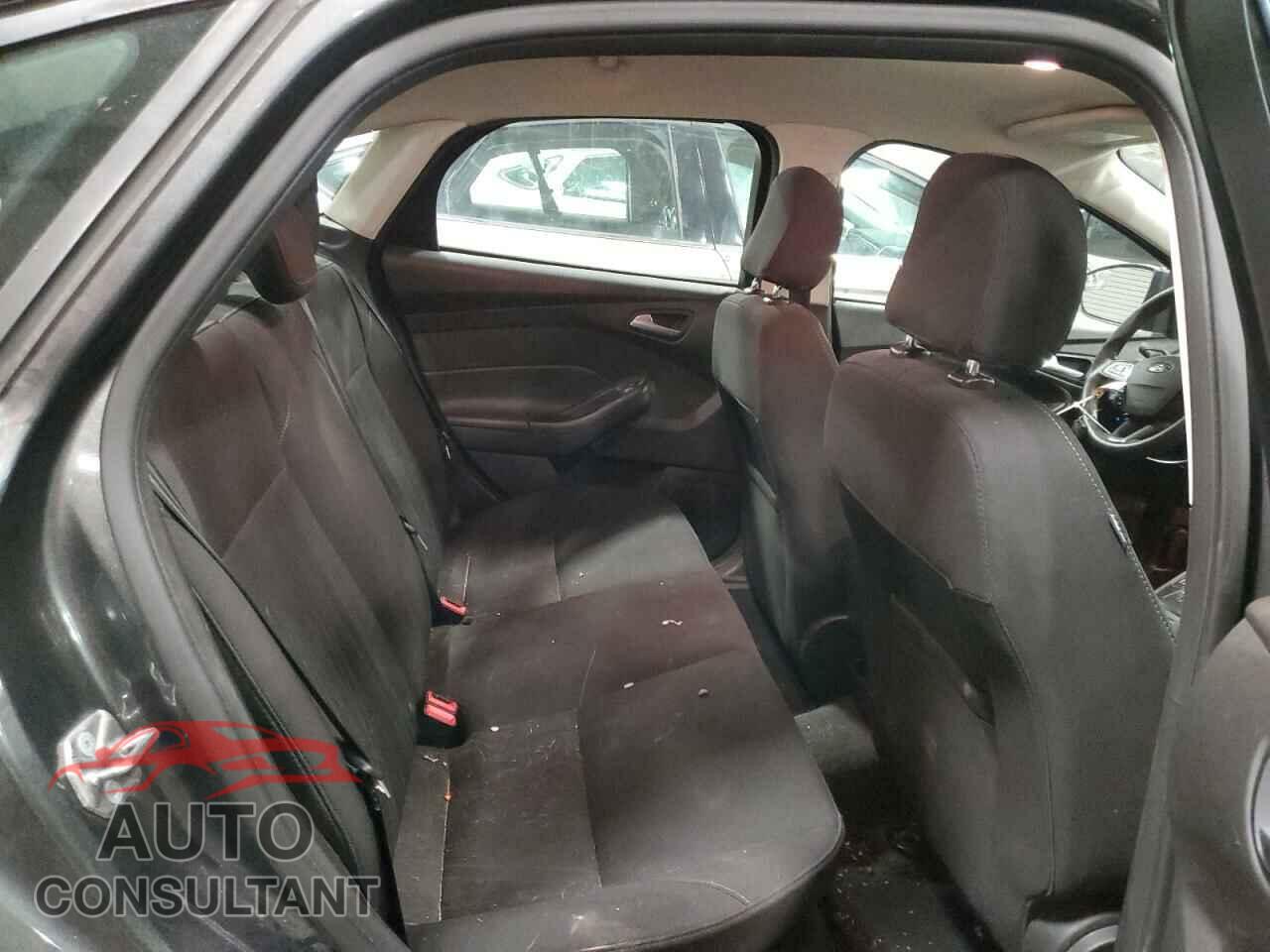 FORD FOCUS 2017 - 1FADP3F2XHL204375