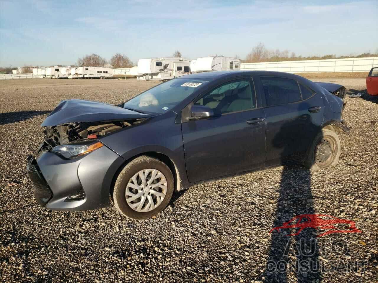 TOYOTA COROLLA 2018 - 5YFBURHE3JP812269