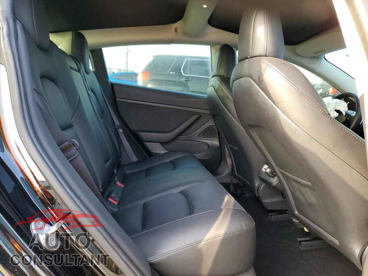 TESLA MODEL 3 2021 - 5YJ3E1EA6MF851362