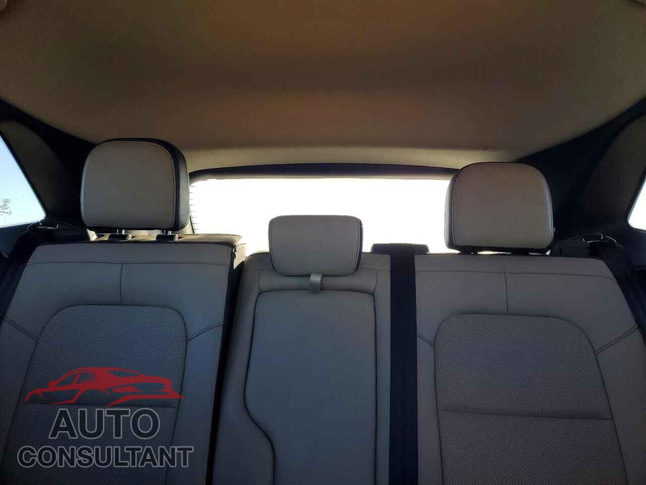 FORD ESCAPE 2020 - 1FMCU9H91LUA77249