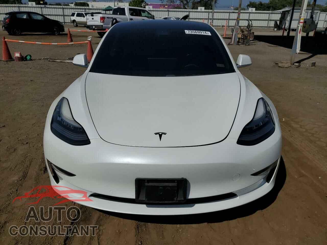 TESLA MODEL 3 2019 - 5YJ3E1EB6KF390105