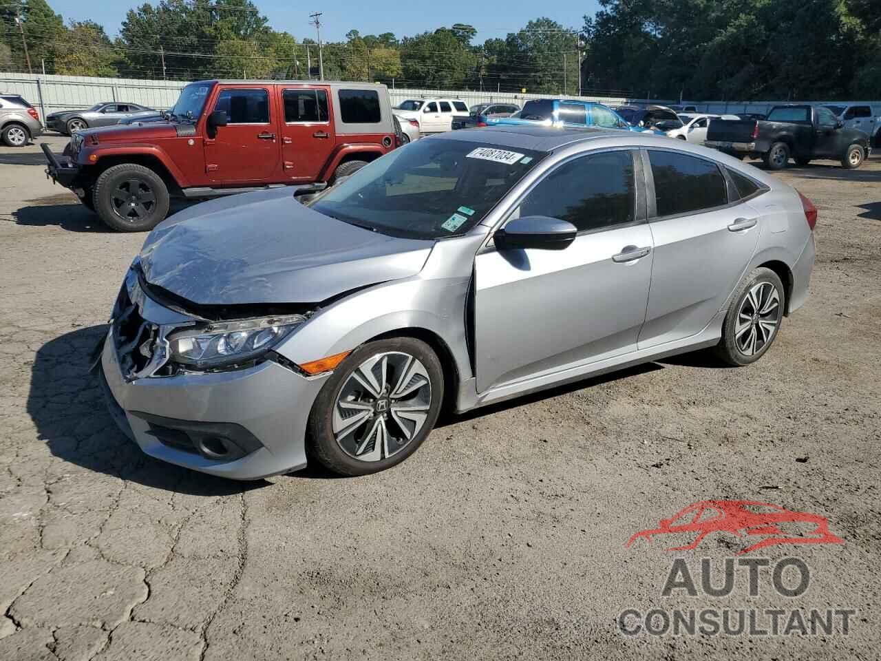 HONDA CIVIC 2018 - JHMFC1F32JX018113
