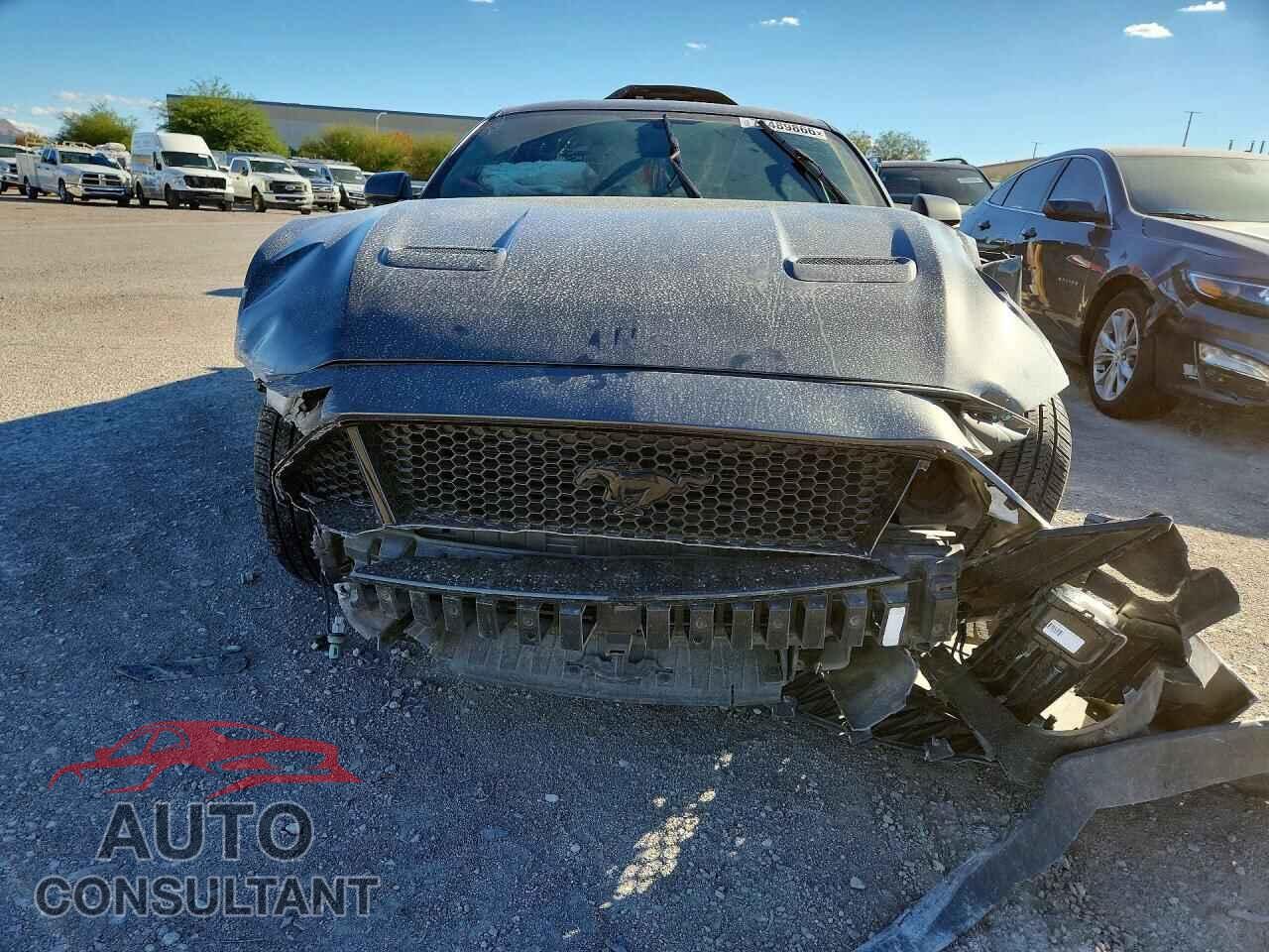 FORD MUSTANG 2018 - 1FA6P8CF5J5114333