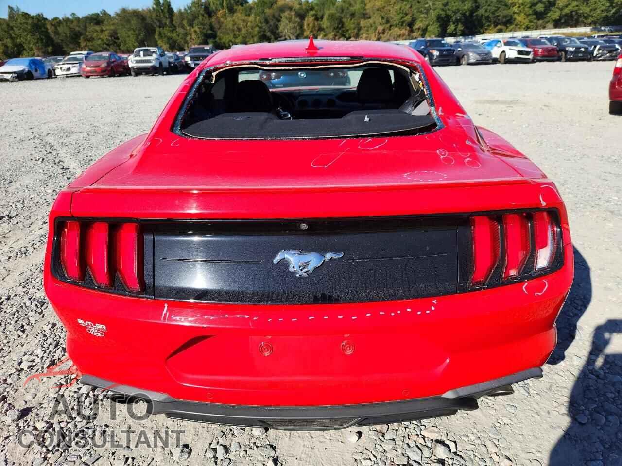 FORD MUSTANG 2021 - 1FA6P8TH4M5101093