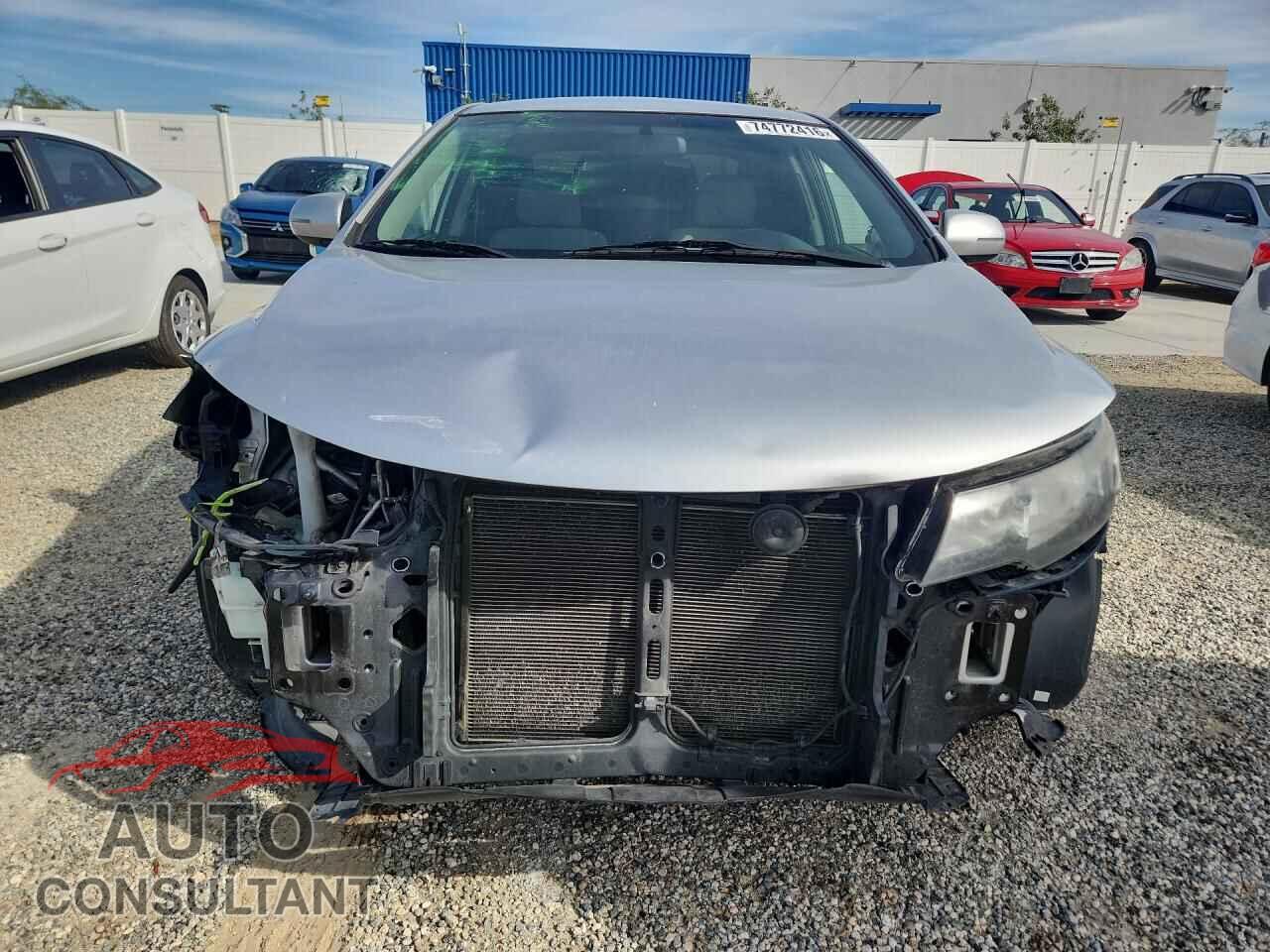 KIA FORTE 2013 - KNAFU4A22D5679751