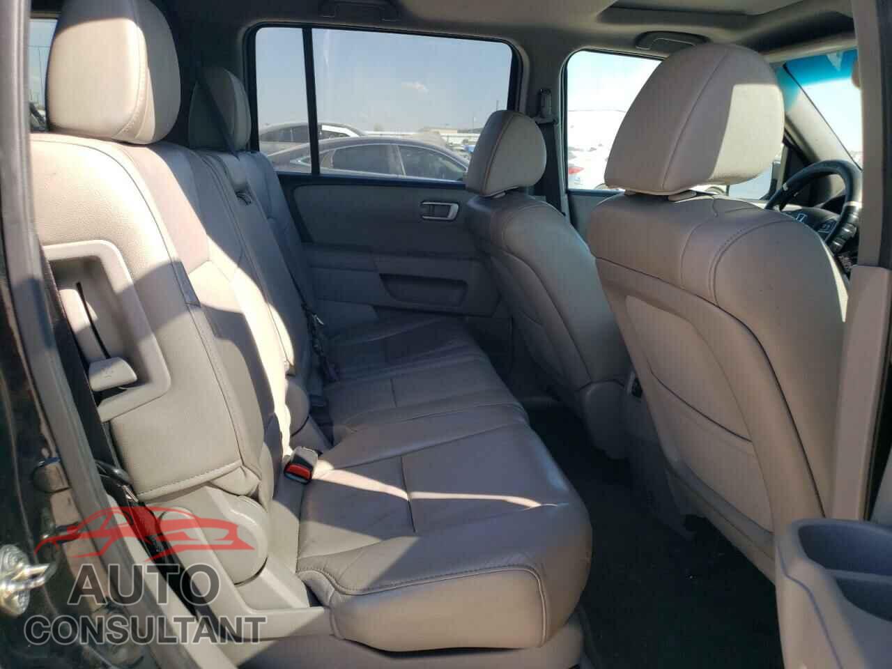 HONDA PILOT 2013 - 5FNYF3H7XDB043871
