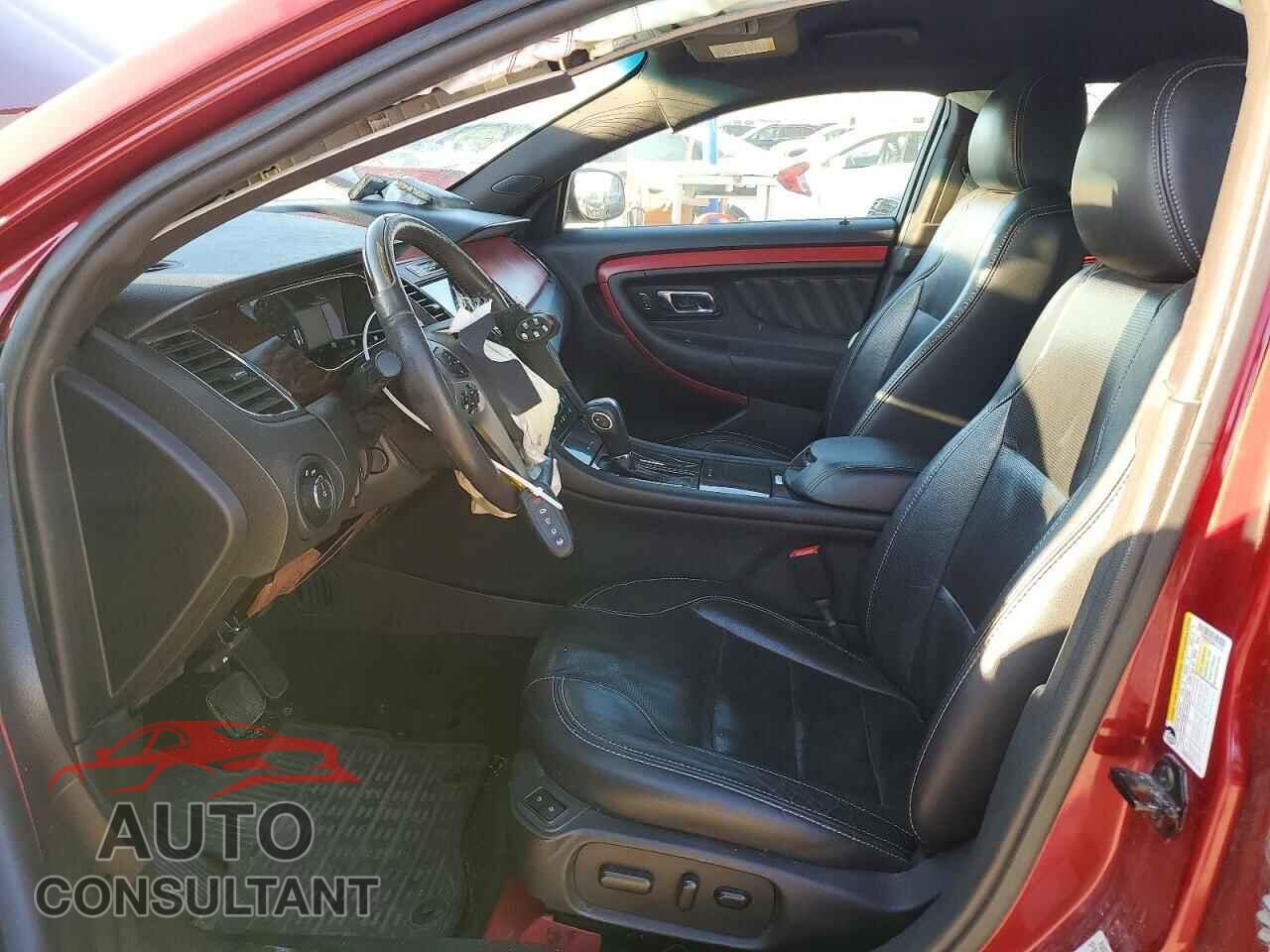 FORD TAURUS 2017 - 1FAHP2F82HG113156